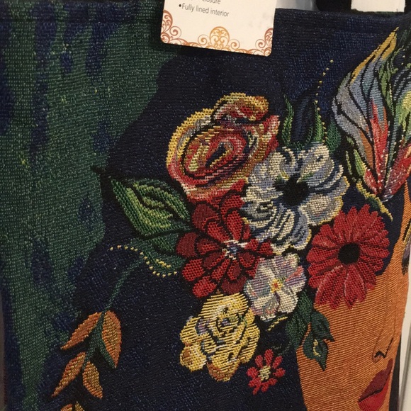 SOLD FLASH SALE SHADES OF COLOR WOVEN TOTE BAG - Picture 6 of 6